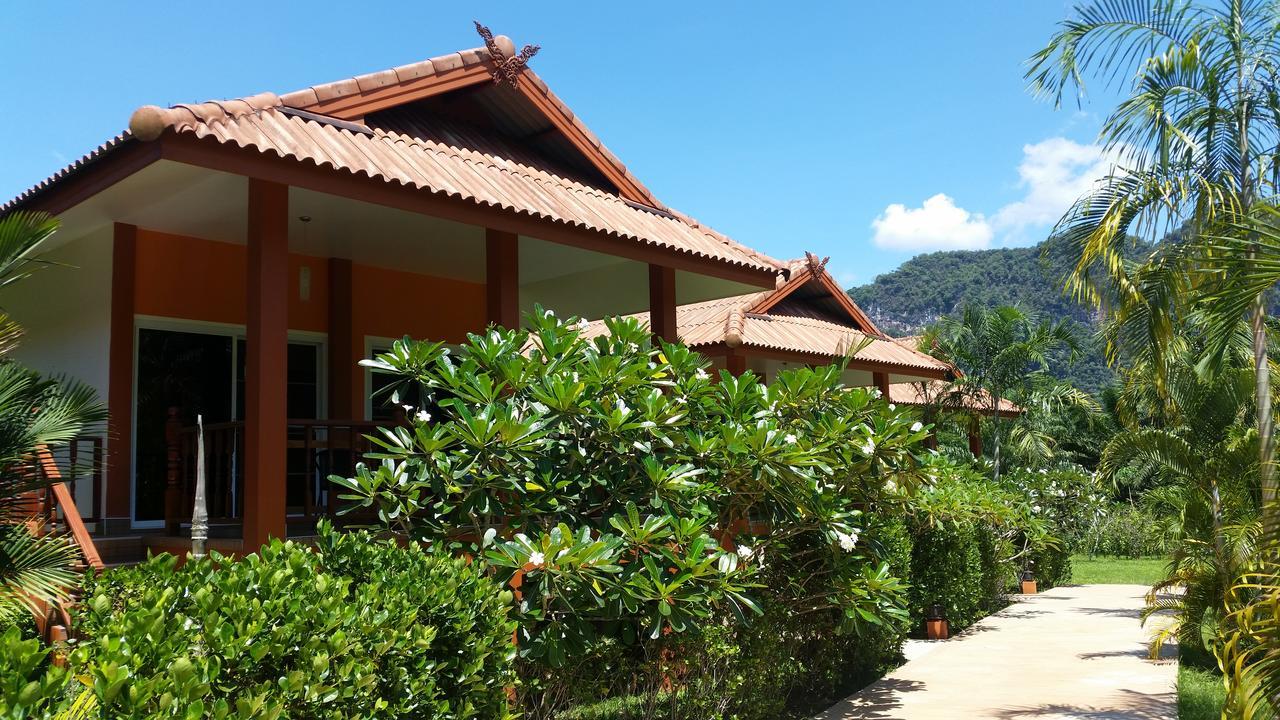 Khao Sok Jasmine Garden Resort - Sha Certified Khao Sok National Park Bagian luar foto